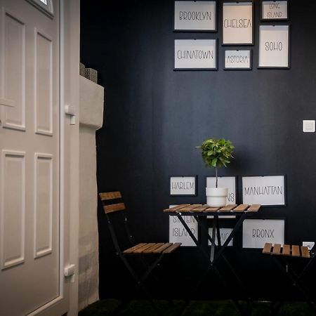 Superbe Appartement Avec Patio Nîmes Extérieur photo