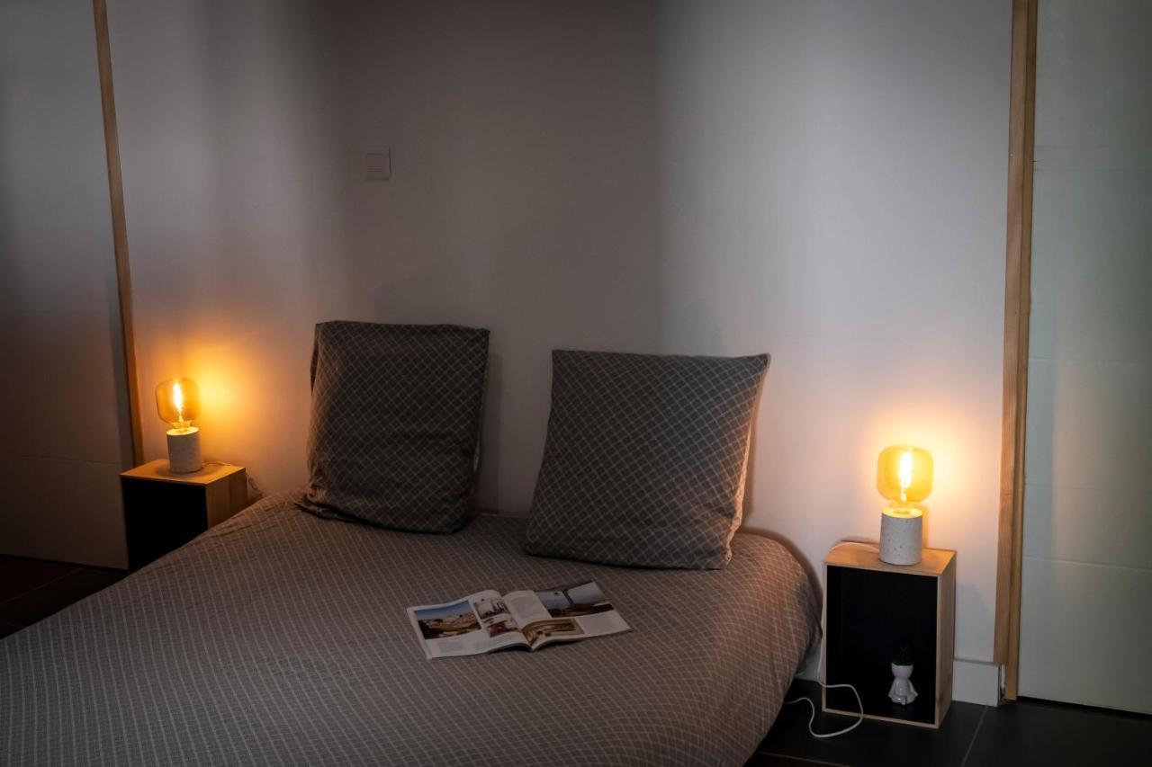 Superbe Appartement Avec Patio Nîmes Extérieur photo